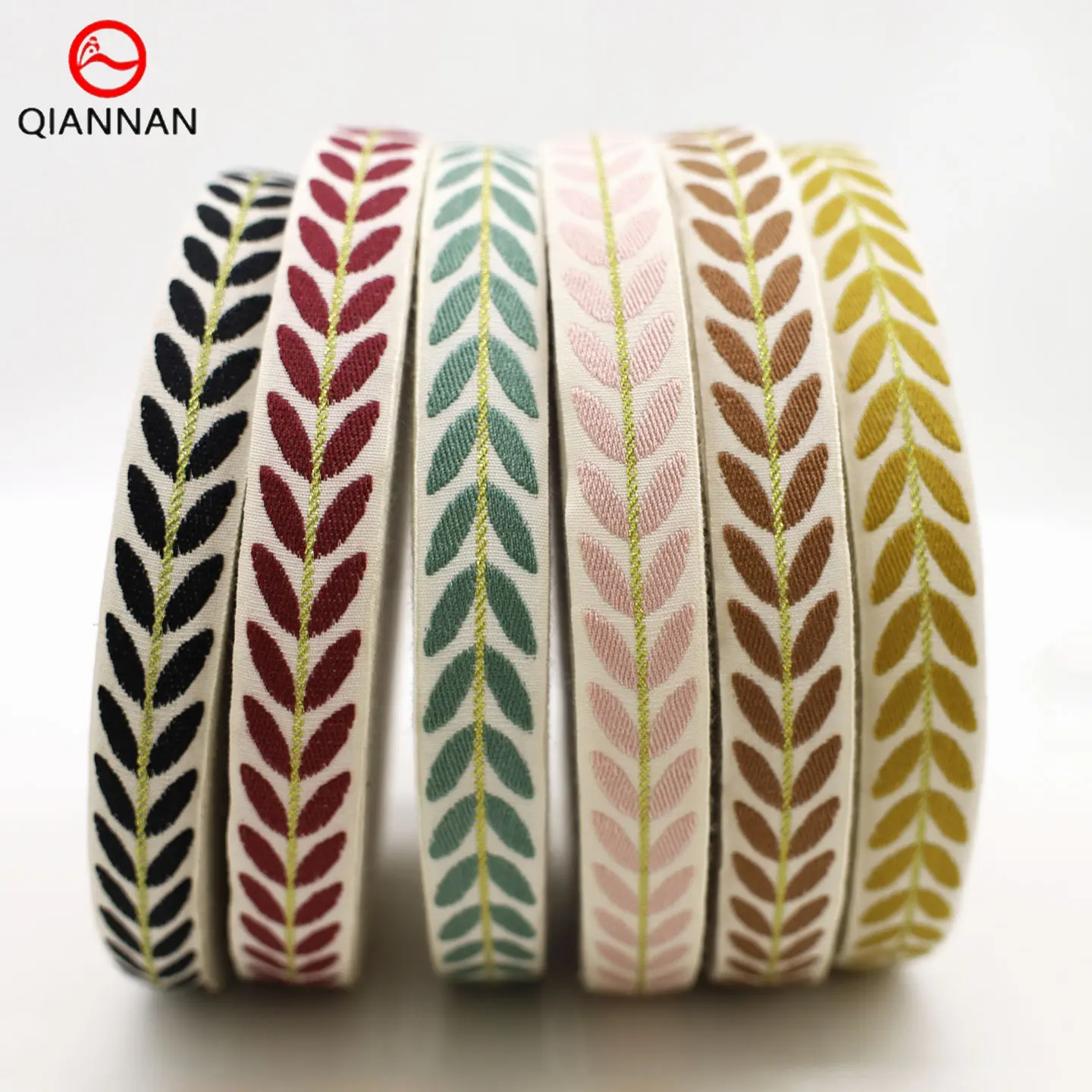Durable 25 mm polyester jacquard webbing for bags, shoes, and handmade crafts